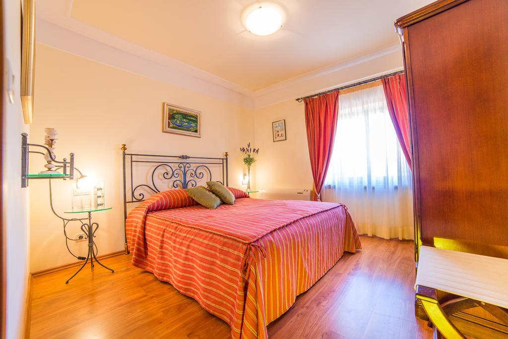 Aparthotel Katalyma 828 Kanfanar Buitenkant foto